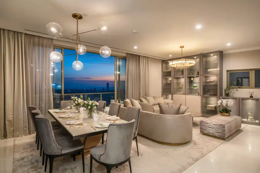 GRAND EXECUTIVE SUITE