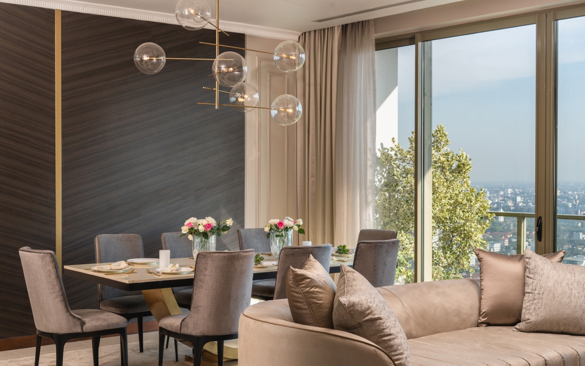 The Grand feature 3